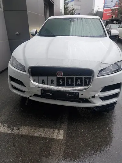 Photo 1 of 7: 2016 Jaguar F-Pace 20d — Korean insurance auction