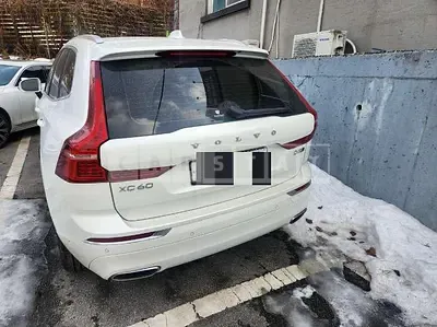 Photo 1 of 6: 2018 Volvo XC60D5 AWD — Korean insurance auction