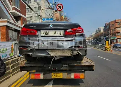 Photo 1 of 9: 2018 BMW 530i, VIN WBAJD3101JWC13918 — Korean insurance auction