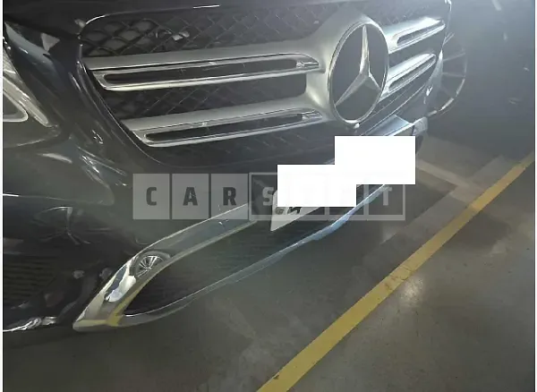 Photo 2 of 11: 2018 Mercedes-Benz GLC220d 4Matic — Korean insurance auction