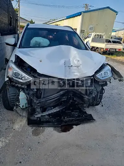 Photo 1 of 7: 2015 Hyundai Santa Fe, VIN KMHSW81UBFU488432 — Korean insurance auction