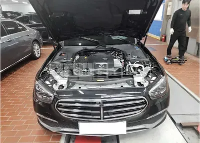 Photo 1 of 18: 2023 Mercedes-Benz E250 — Korean insurance auction