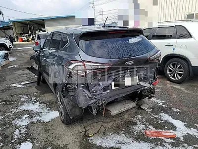 Photo 1 of 9: 2016 Hyundai Tucson, VIN KMHJ2815GHU346266 — Korean insurance auction