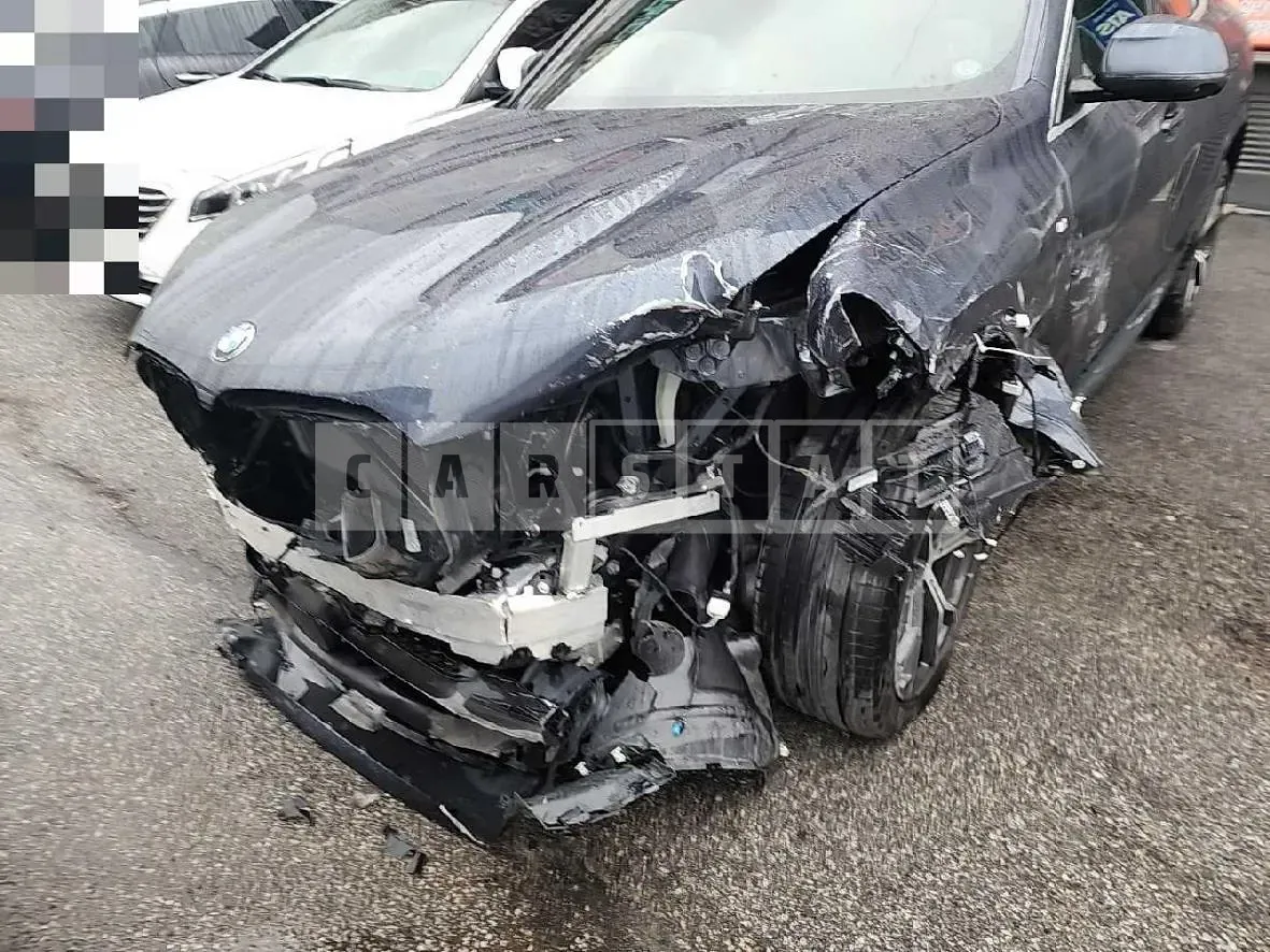 Photo 2 of 18: 2021 BMW X6 xDrive30d — Korean insurance auction