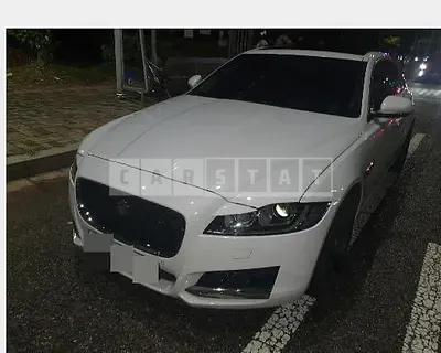 Photo 1 of 13: 2017 Jaguar XF 20d — Korean insurance auction