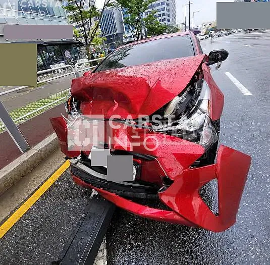 Photo 2 of 7: 2016 Toyota Prius — Korean insurance auction