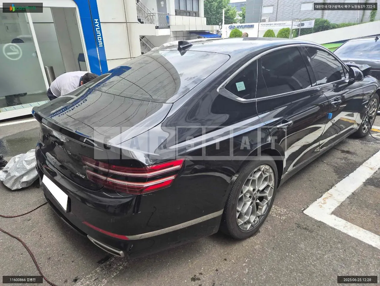 Photo 2 of 11: 2021 Genesis G80, VIN KMTGB41CDMU070874 — Korean insurance auction