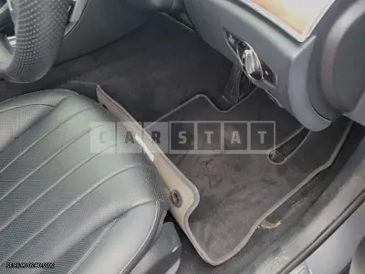 Photo 1 of 9: 2018 Mercedes-Benz E300 4Matic, VIN WDDZF4KB0JA320450 — Korean insurance auction