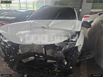 Photo 1 of 12: 2024 Hyundai Tucson, VIN KMHJE81BHRU329630 — Korean insurance auction