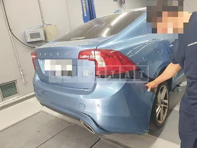 Photo 1 of 7: 2015 Volvo S60D4 — Korean insurance auction
