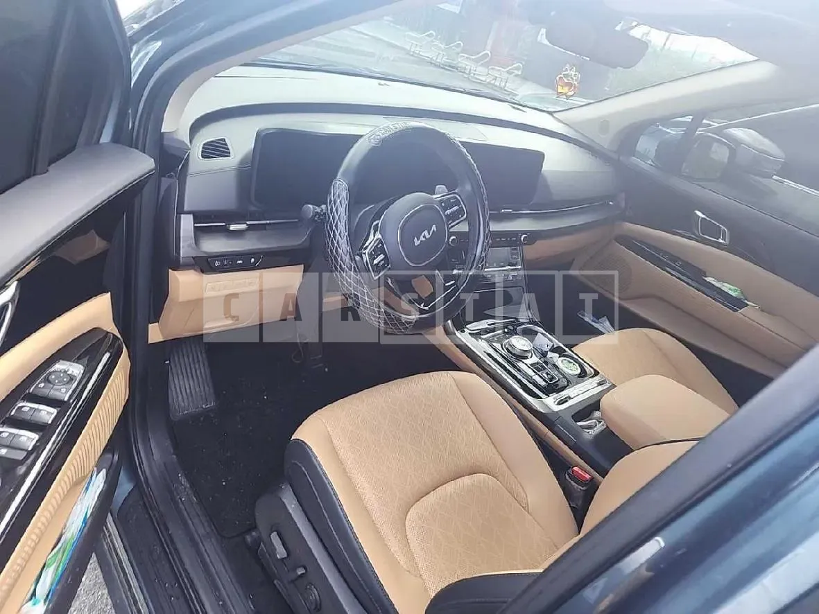 Photo 2 of 11: 2022 Kia Carnivals — Korean insurance auction