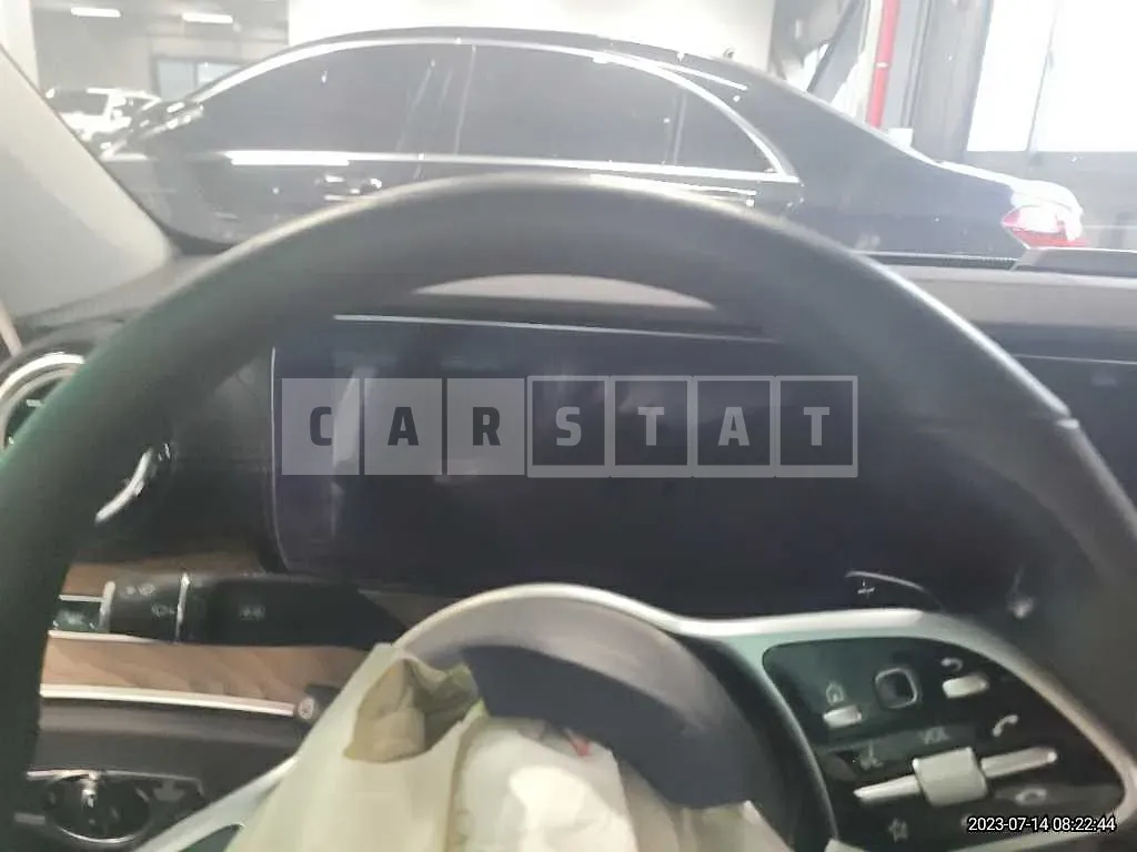 Photo 2 of 50: 2019 Mercedes-Benz E 300 4Matic, VIN WDDZF4KB0KA591610 — Korean insurance auction