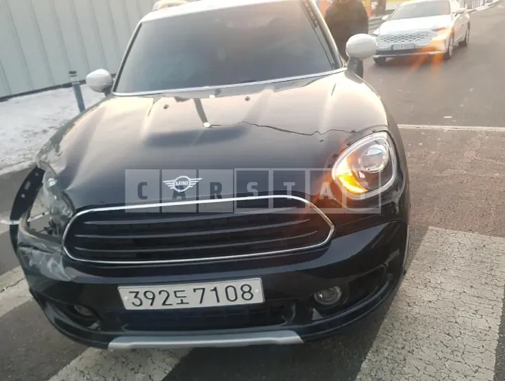 Photo 2 of 46: 2020 MINI Cooper D Countryman ALL4, VIN WMWYY5102L3L57235 — Korean insurance auction