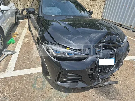 Photo 2 of 30: 2024 BMW i4 eDrive40 — Korean insurance auction