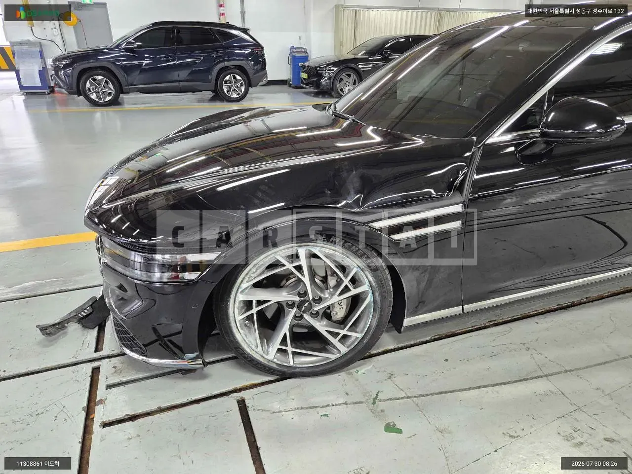 Photo 2 of 20: 2022 Genesis G90, VIN KMTFA41DDNU005324 — Korean insurance auction