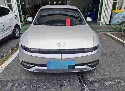 Photo 1 of 12: 2021 Hyundai Ionic 5 — Korean insurance auction