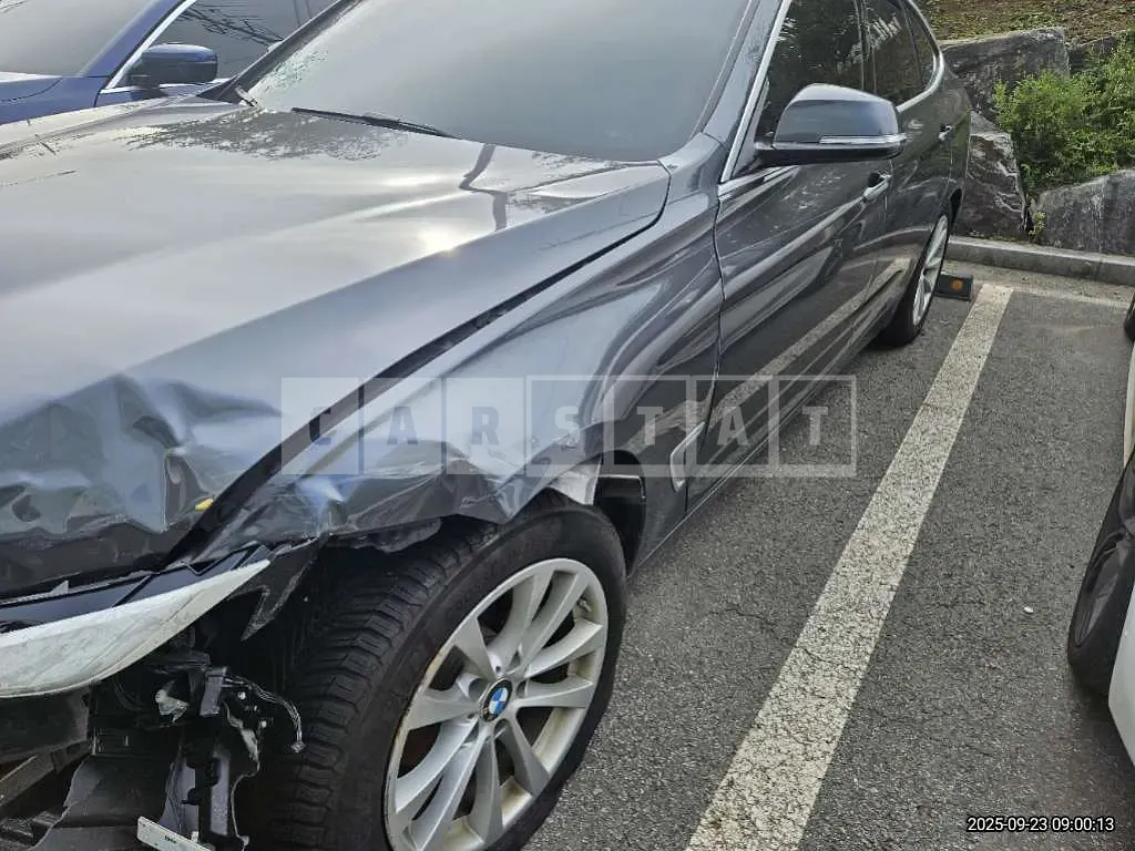 Photo 2 of 22: 2020 BMW 320d Gran Turismo RDE2 — Korean insurance auction