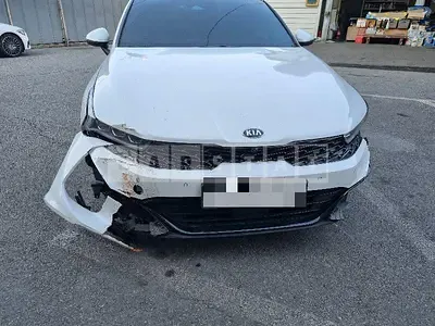 Photo 1 of 57: 2020 Kia K5 — Korean insurance auction