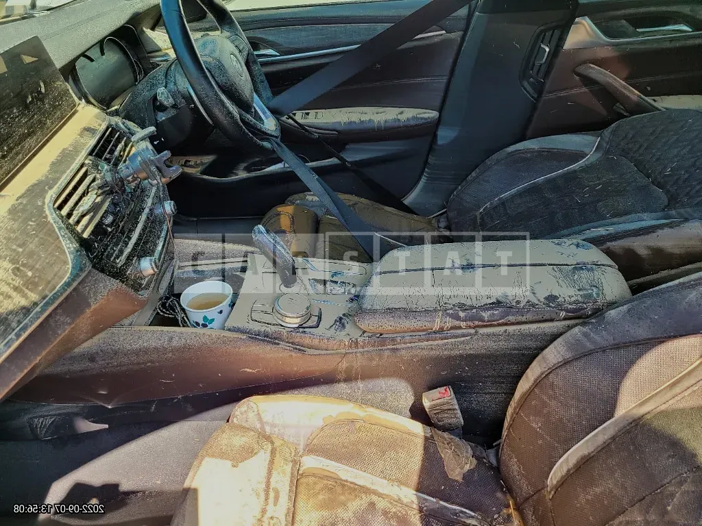 Photo 2 of 9: 2017 BMW 520d, VIN WBAJC3100HG993186 — Korean insurance auction