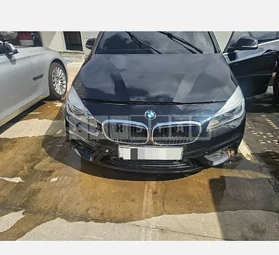 Photo 1 of 7: 2016 BMW Active Tourer — Korean insurance auction