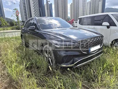 2025 GENESIS GV70