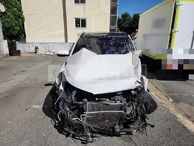 Photo 1 of 45: 2017 Hyundai Tucson TL, VIN KMHJ5815GJU601402 — Korean insurance auction
