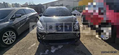 Photo 1 of 2: 2018 Toyota Prius C — Korean insurance auction