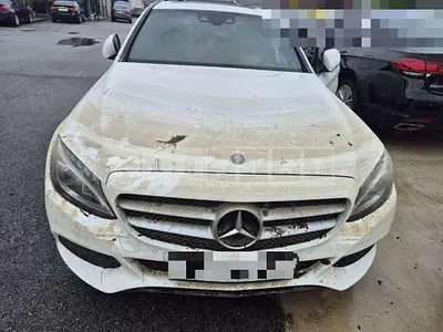 Photo 1 of 9: 2016 Mercedes-Benz C200 — Korean insurance auction