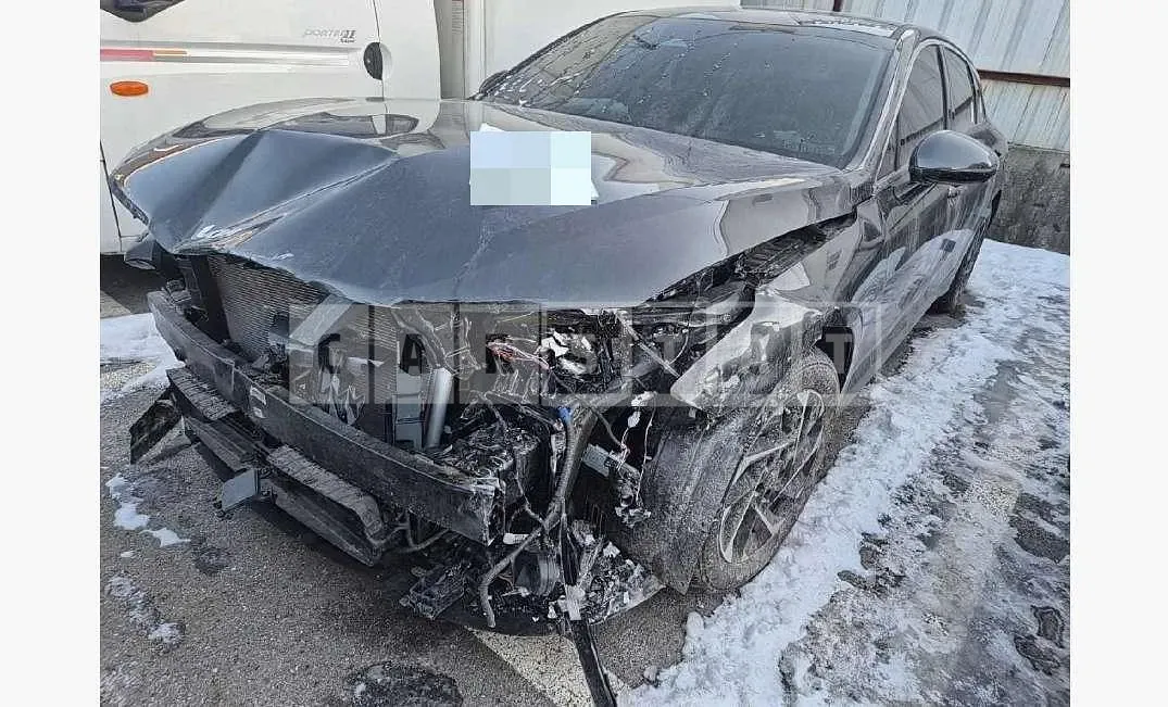 Photo 2 of 15: 2024 Kia K5 Hybrid — Korean insurance auction