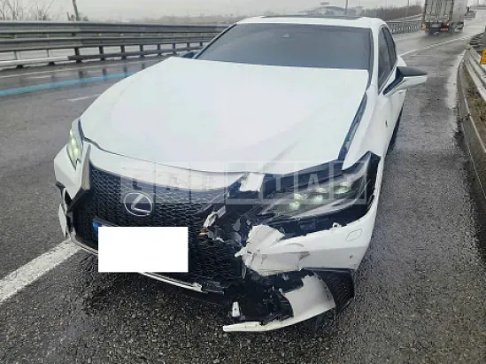 Photo 2 of 13: 2022 Lexus ES300h — Korean insurance auction