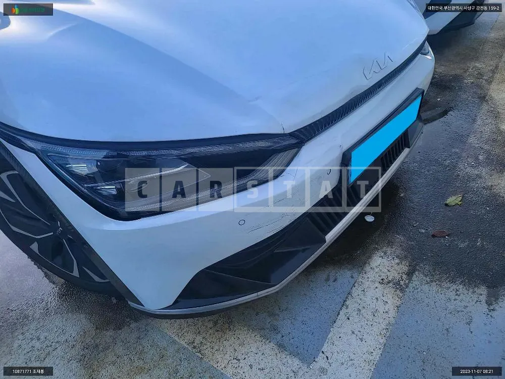 Photo 2 of 13: 2021 Kia EV6, VIN KNAC381CPNA010644 — Korean insurance auction
