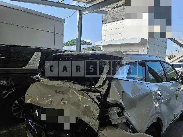 Photo 2 of 20: 2024 Kia Sportage Hybrid — Korean insurance auction