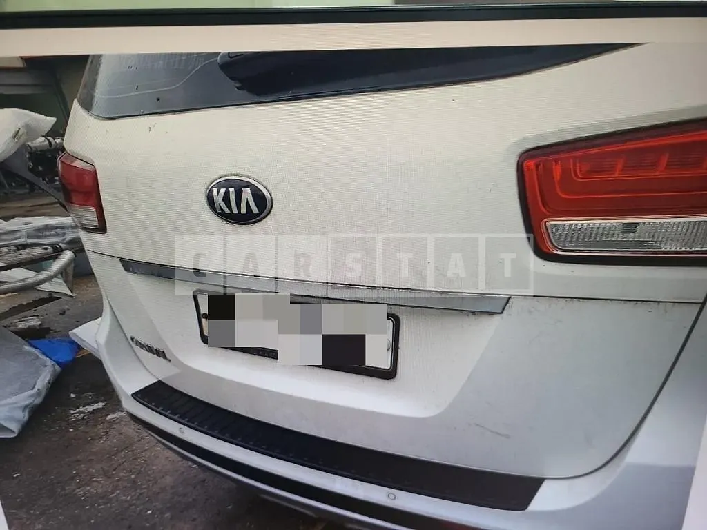 Photo 2 of 10: 2015 Kia Carnivals, VIN KNAMC81ABFS057518 — Korean insurance auction