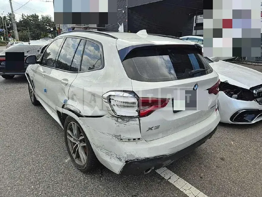 Photo 2 of 9: 2018 BMW X3 xDrive20d — Korean insurance auction