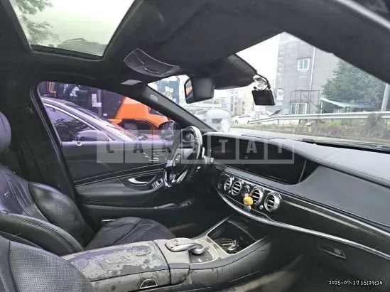 Photo 2 of 28: 2016 Mercedes-Benz S 63 AMG 4Matic L — Korean insurance auction