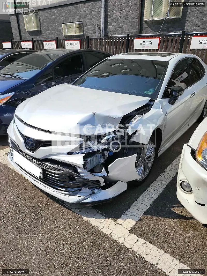 Photo 2 of 7: 2019 Toyota Camry Hybrid, VIN JTNB21HK3K3039967 — Korean insurance auction
