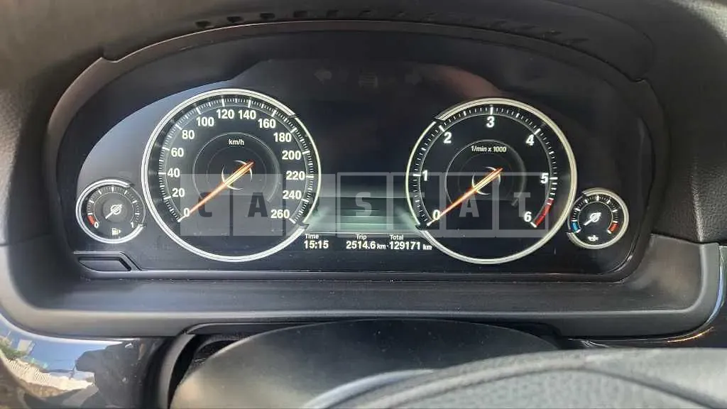 Photo 2 of 6: 2016 BMW 520d, VIN WBA5E5102GG071430 — Korean insurance auction