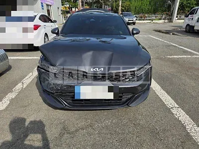 Photo 1 of 32: 2021 Kia K5 — Korean insurance auction