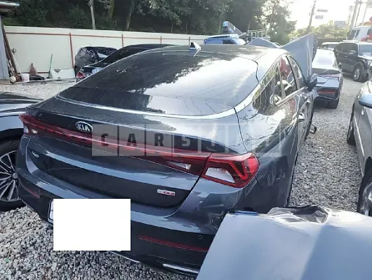 Photo 2 of 23: 2017 Kia K5, VIN KNAG3412BLA066221 — Korean insurance auction