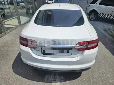 Photo 1 of 22: 2015 Jaguar XF 2.2d — Korean insurance auction