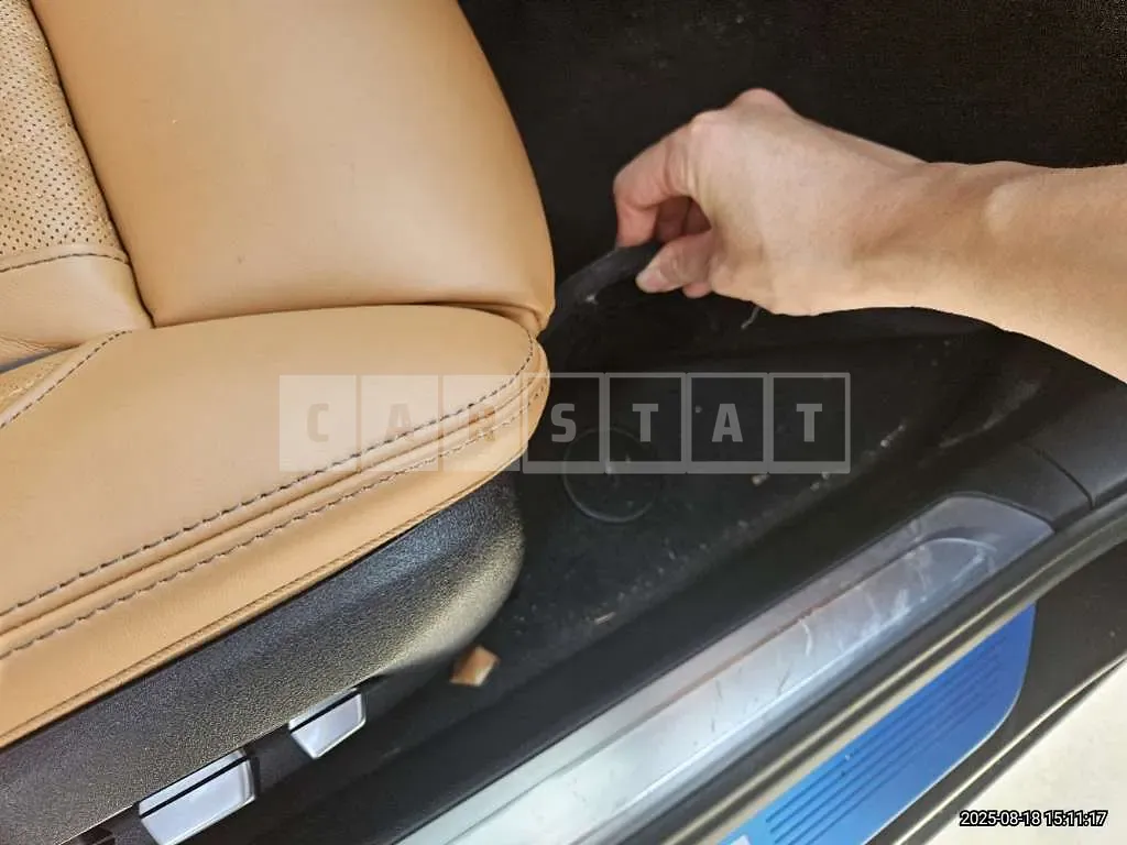 Photo 2 of 18: 2020 BMW 745LE iPerformance M Sport — Korean insurance auction