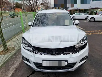Photo 1 of 19: 2016 Volkswagen Tiguan 2.0 TDI BMT, VIN WVGZZZ5NZGW085980 — Korean insurance auction