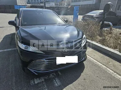 Photo 1 of 19: 2019 Toyota Camry, VIN JTNB11HKXK3087825 — Korean insurance auction