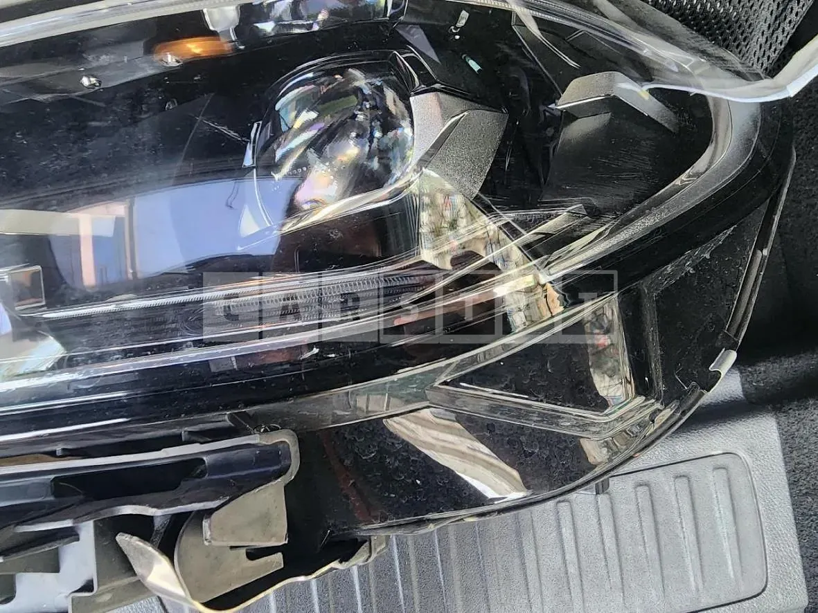 Photo 2 of 6: 2022 BMW (parts) 320i Headlamp — Korean insurance auction