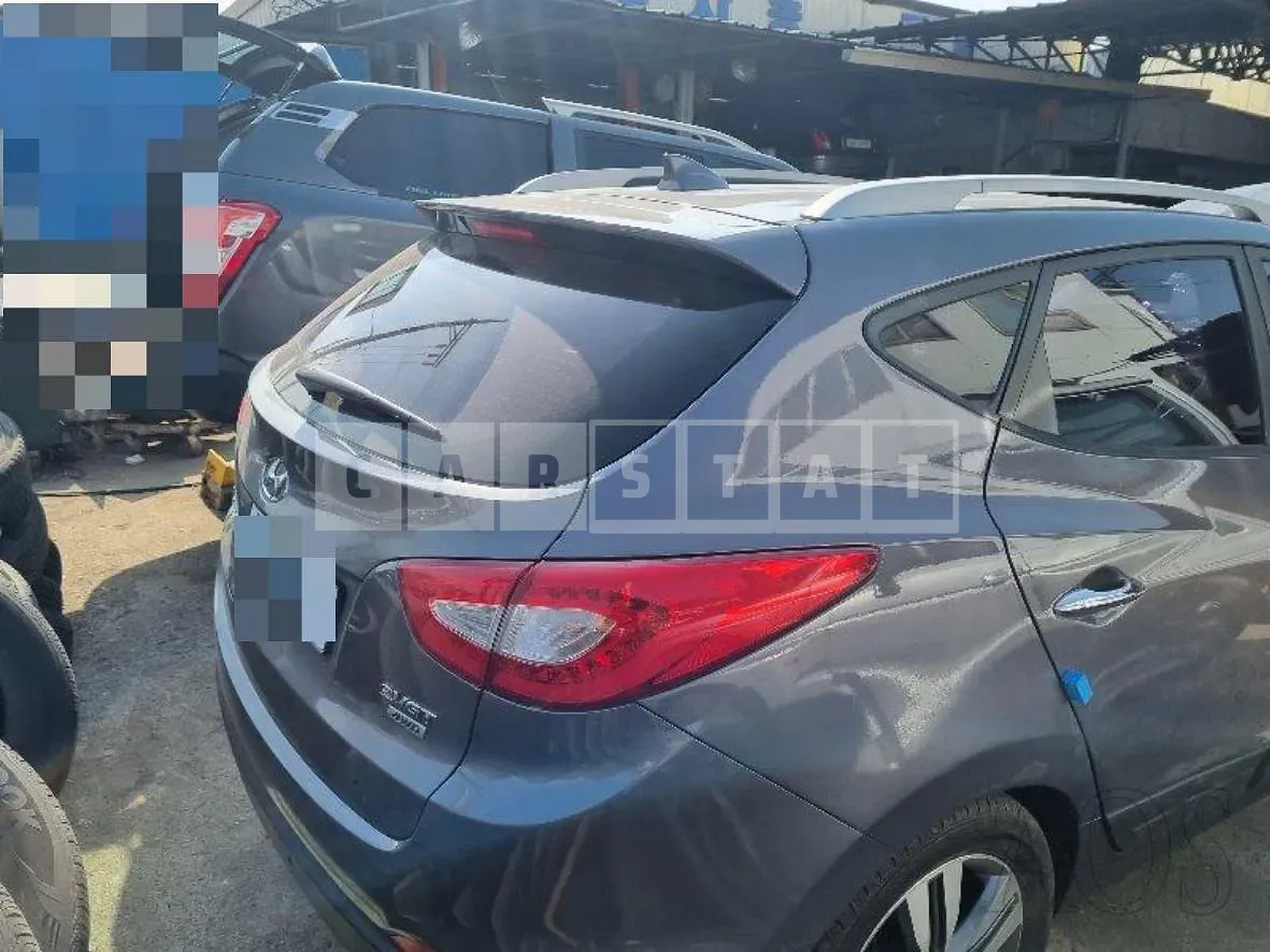 Photo 2 of 7: 2015 Hyundai Tucson ix 4WD, VIN KMHJU81VDFU070689 — Korean insurance auction