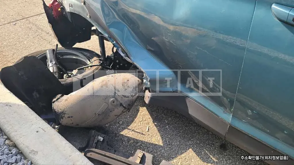 Photo 2 of 6: 2018 Hyundai Kona — Korean insurance auction