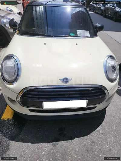 Photo 1 of 17: 2019 MINI Cooper, VIN WMWXR7100L2L66610 — Korean insurance auction