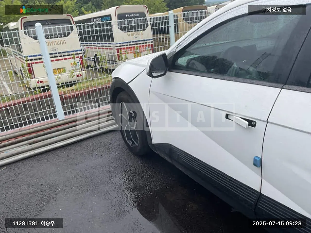 Photo 2 of 14: 2021 Hyundai IONIQ 5, VIN KMHKL81AFNU046342 — Korean insurance auction