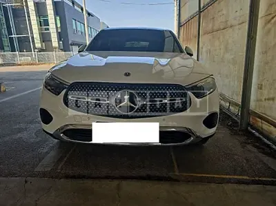 2025 Mercedes-Benz GLC300 4Matic Coupe