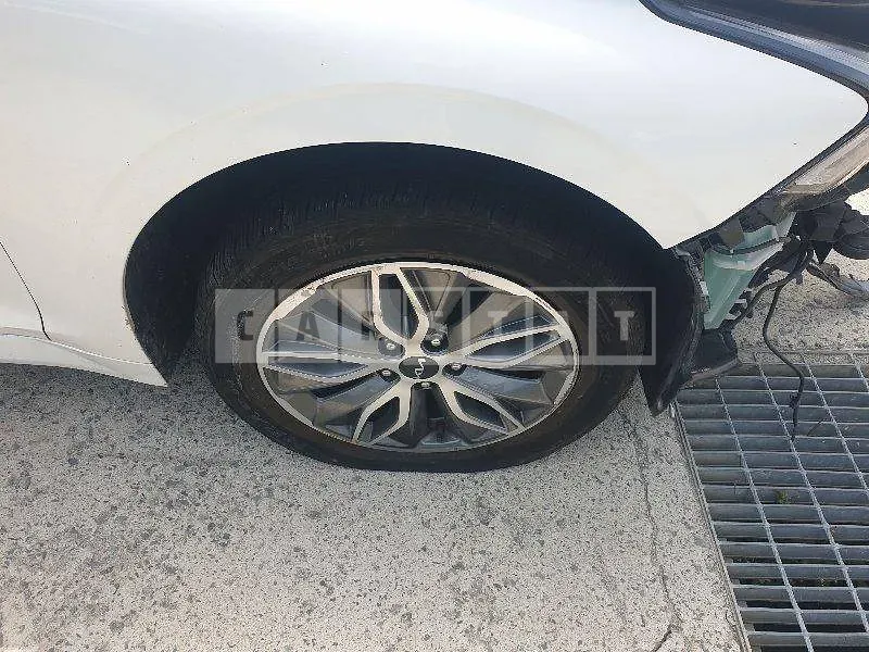 Photo 2 of 26: 2022 Kia K5 Bi-Fuel — Korean insurance auction